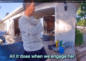 Moments Before (1) V0909 016