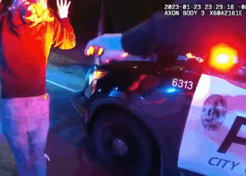 Moment of Instant Regret V0909 020