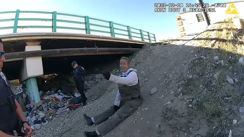 Karen Arrested Lighting Homeless on Fire V1609 043