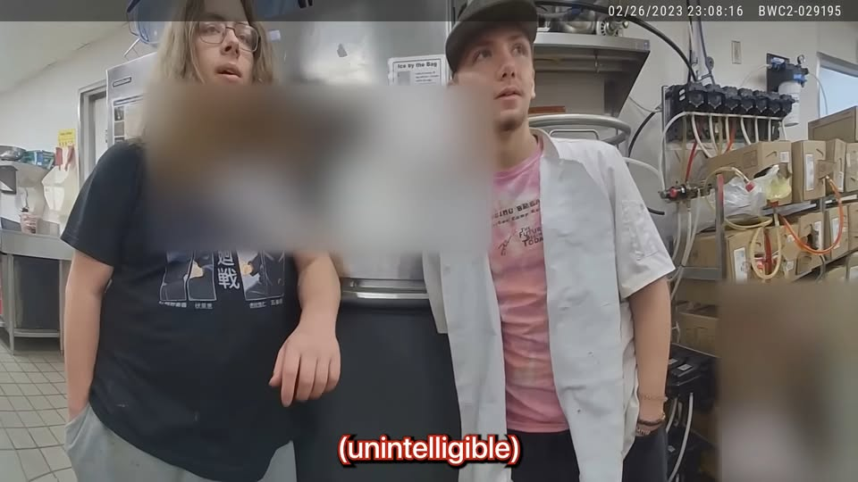 Extreme Karen Goes Crazy on Fast Food V1609 011