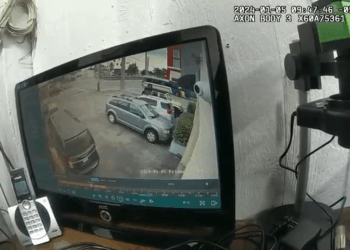 Blinged Out Nightclub Worker Regrets Screaming Police Bodycam DUI Arrest #policechase #bodycampolice #DUIarrest V1709 049 Part 2