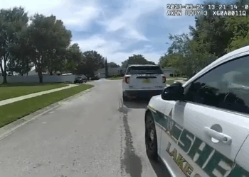 Bodycam DUI Arrest Woman Won Leave Ex House, Goes Away in Cuffs #policechase #bodycampolice #DUIarrest V1709 047 Part 2