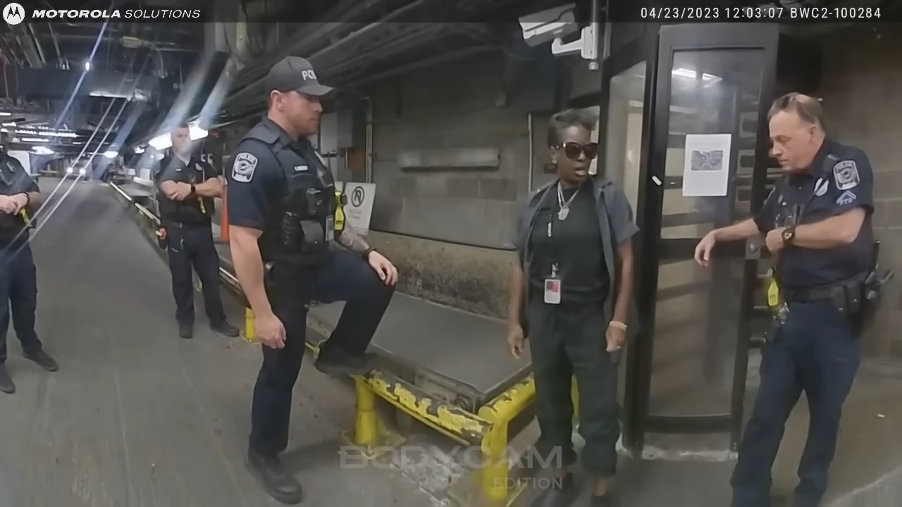 Racist Airport Employee Fired Over Outrageous V2808 014