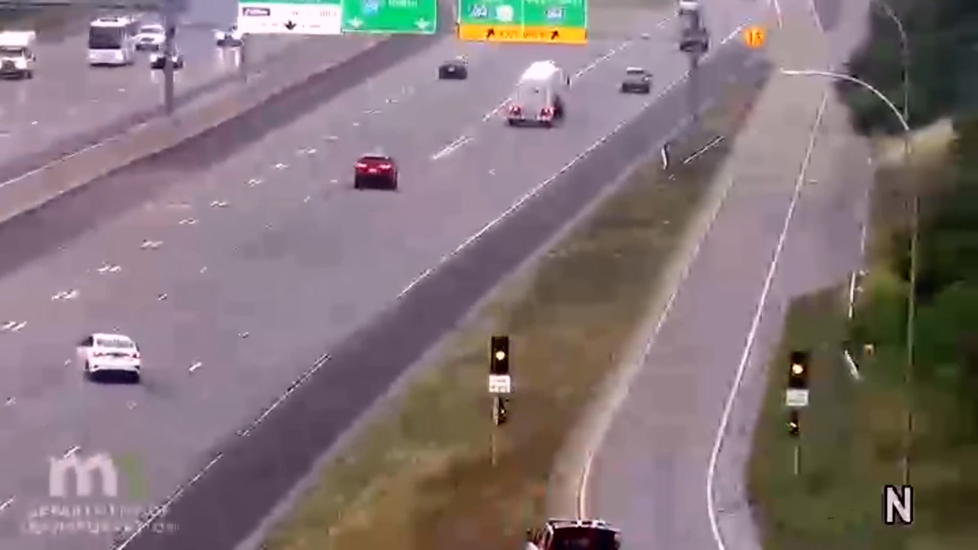 Wrong Way to Flee Police (Aug. V0409-046