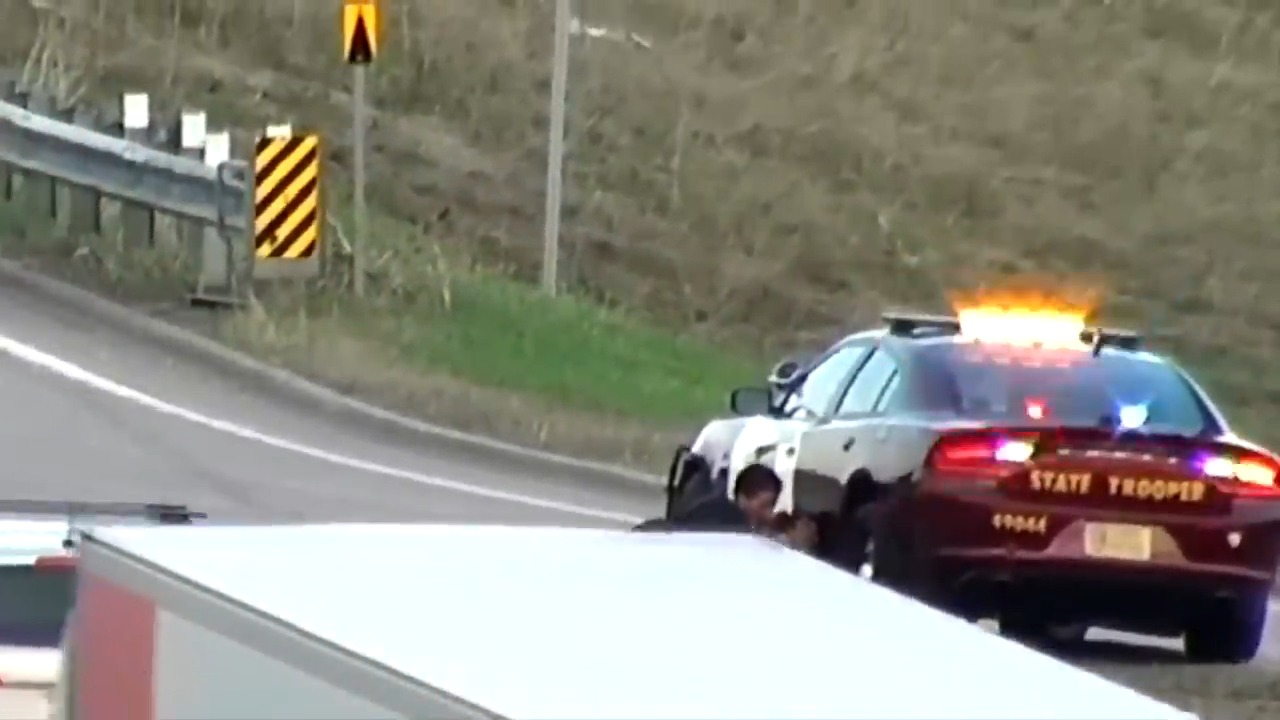 Trooper Needs Help! (April V0409 029