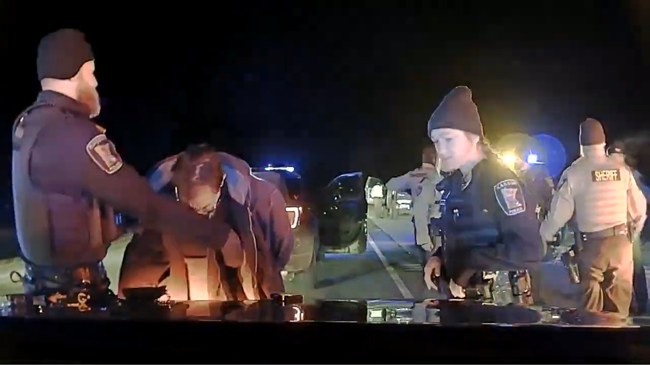 Probation Chase V0409 036