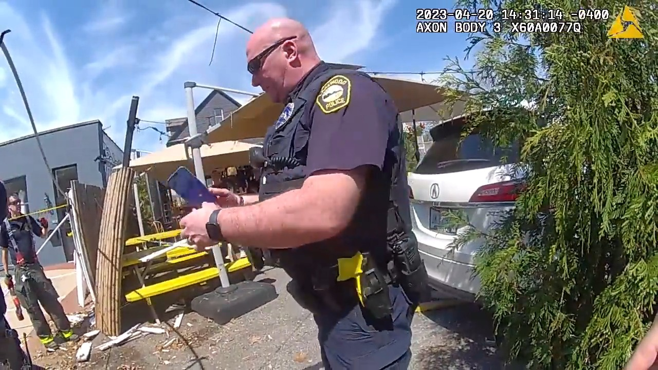 She Drove Through Taco Stand V0409 031