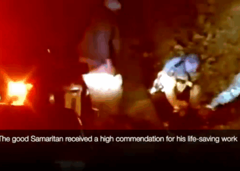 Trooper Fights His Gun V0409 024