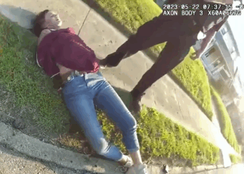 Police Knew He Was Hiding Something #bodycamera #bodycampolice #policechase #DUIarrest #policenews #cops #usa V2808 042 Part 2