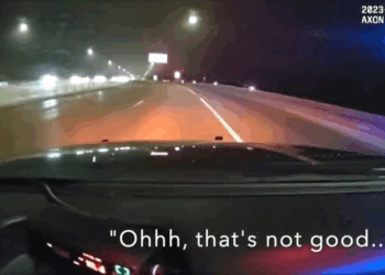 High Speed Crash Happens In Front Of V0409 040