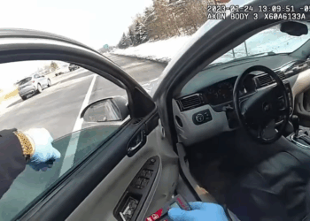 Lots of Surprises During Routine Traffic Stop V0409 041