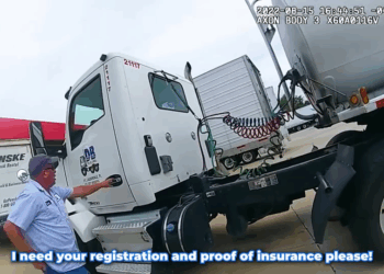 Cop vs. Trucker Ends in Chaos V2010 068