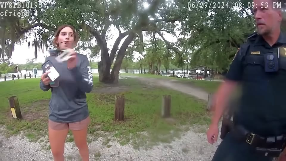 Cops Massively Outnumbered in Teen Fight V2010 032