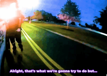 Chaos Erupts After Fighting Multiple V0710 027