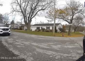 Dad Confronted After Baby Ejected During Chase V0710 003