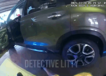 Year Old Man Gets Whole Family Arrested After Driving Off On Cop V1110 046