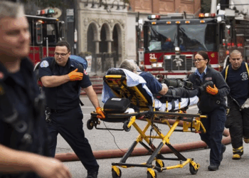 San Francisco Police Shooting After Scissors Attack V1110 072