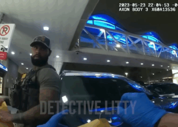 What Happens When You Try To Fight Flight Attendant On Spirit V1110 044