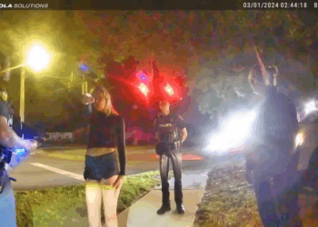 Karen Threatens Police After Wrong Way V0210 040