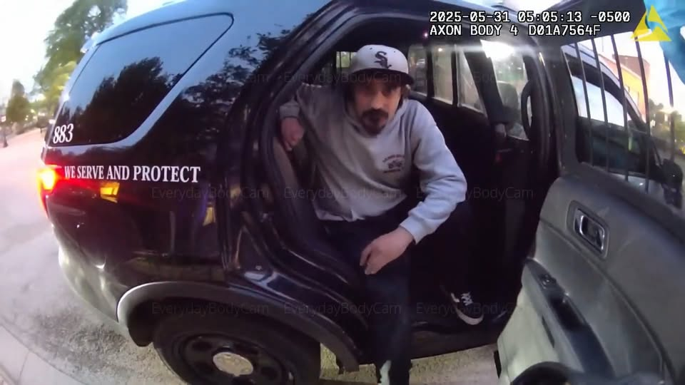 Man Tries To Run Away But Gets Caught Police Body Cam V1110 004