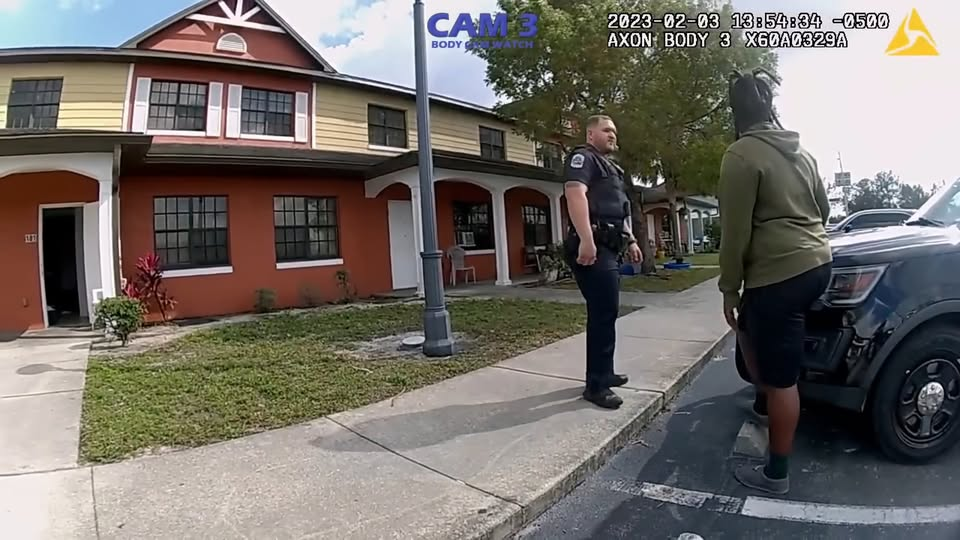 Squatter Thinks She can Intimidate Police without V0411 021