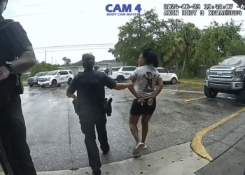 Instant She Knew It Was V1311 079  SUV