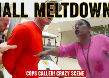 Drunk Man Kicked Off Airplane for Outrageous Behavior