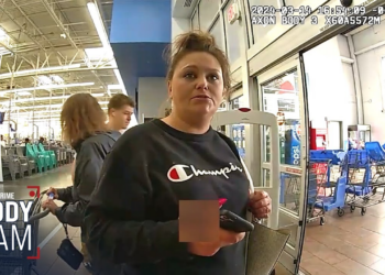 Woman Instantly Regrets Calling 911 on Walmart Employee