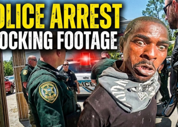 Here’s Why You Shouldn’t Grab a Cop’s Gun