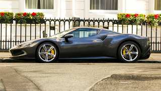 21-Year-Old First-Time Thief Tries to Outrun Police After Stealing $1,500 in Nike Clothes - Image 4