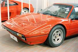 Angry DoorDasher Calls 911 on Himself After Racist Rant at Dunkin' Donuts - Image 4